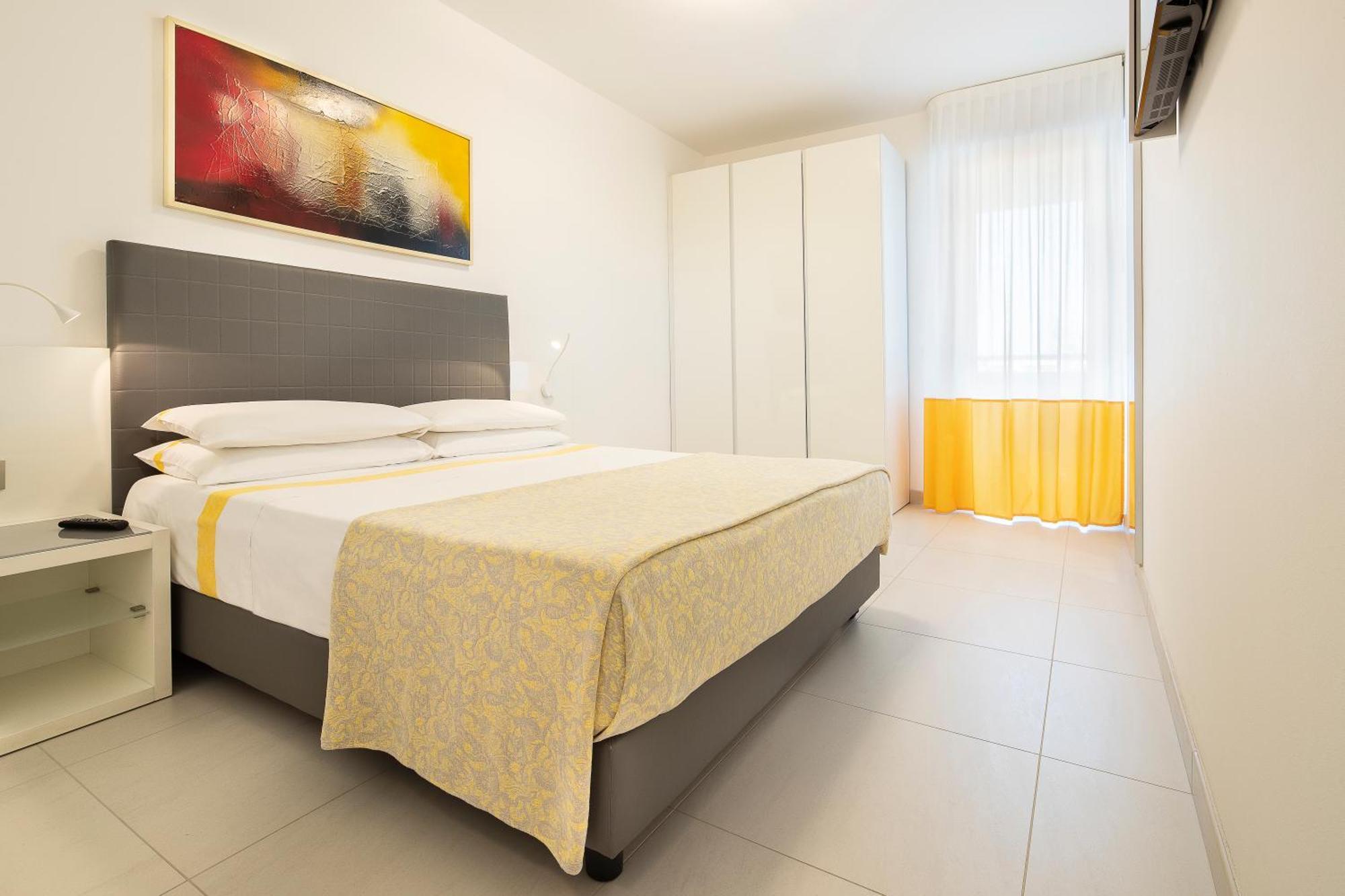 Residence Serenissima Бибионе Екстериор снимка