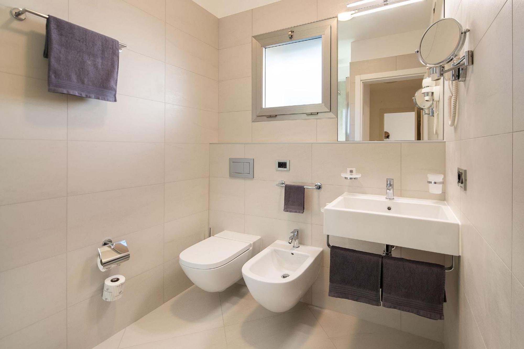 Residence Serenissima Бибионе Екстериор снимка