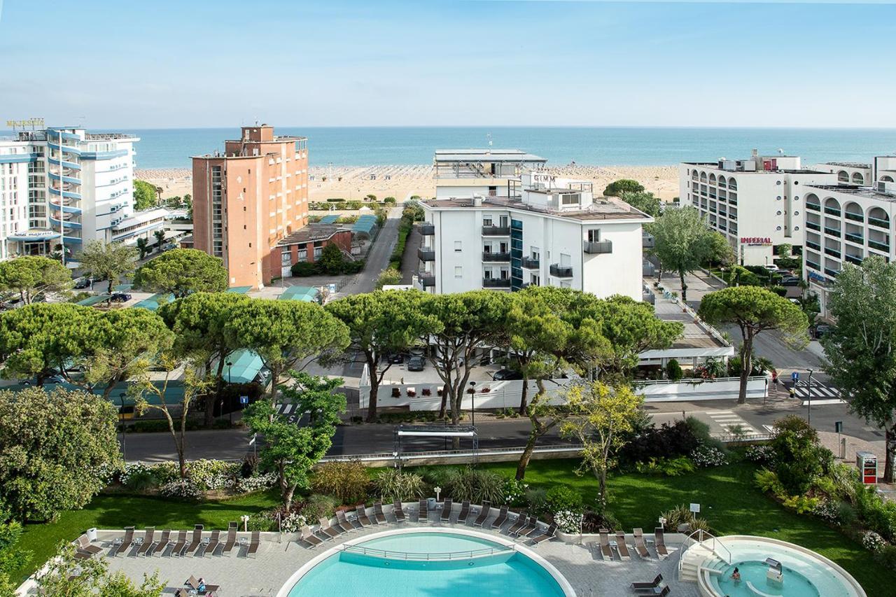 Residence Serenissima Бибионе Екстериор снимка